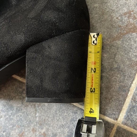 Unisa - Suede Knee High Adjustable Black Boots - Size 9 - Picture 5 of 7